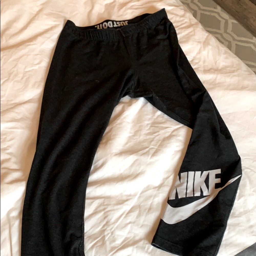Women’s Nike capris
